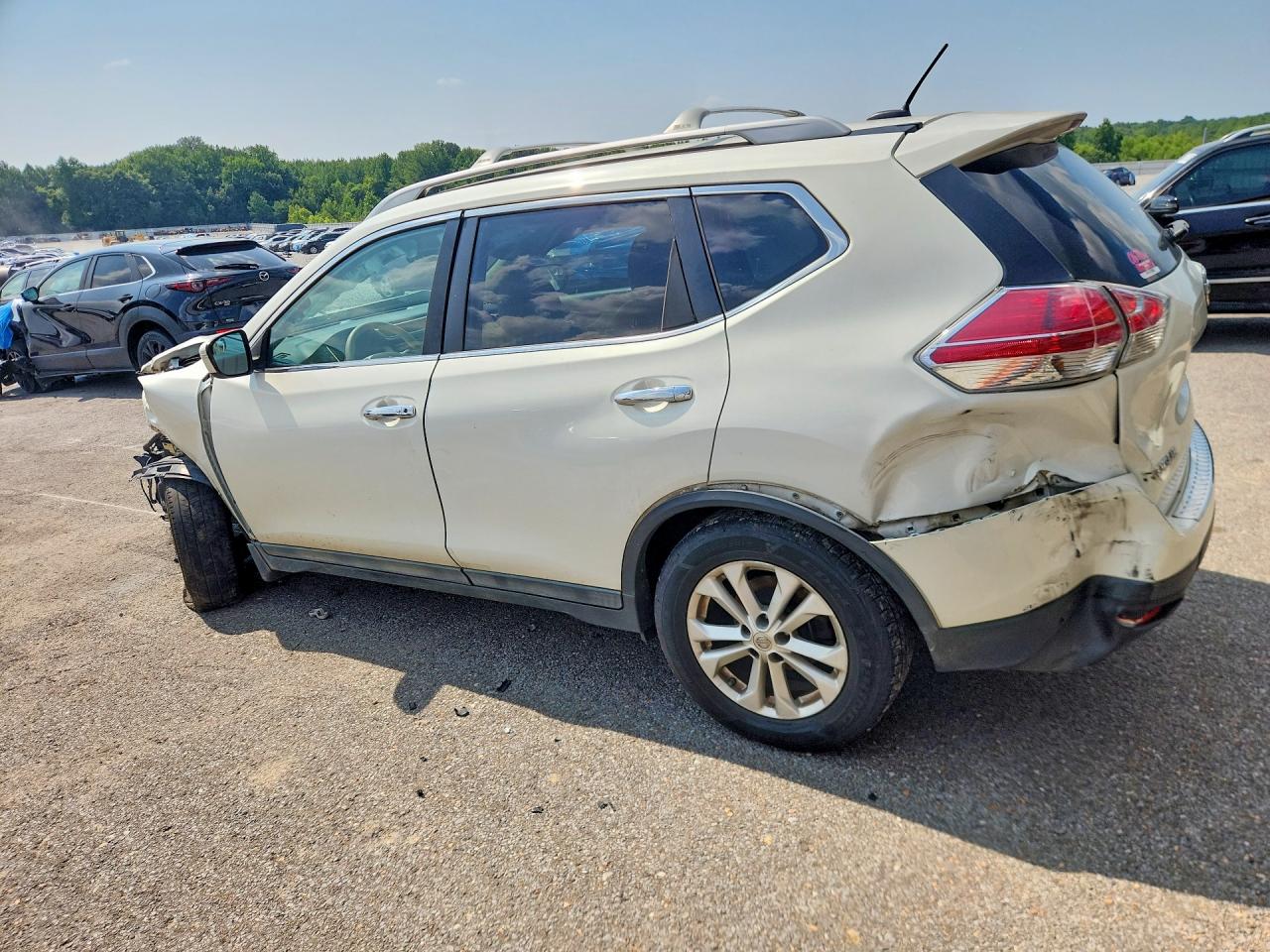 2014 Nissan Rogue Sv White vin: 5N1AT2MTXEC859688