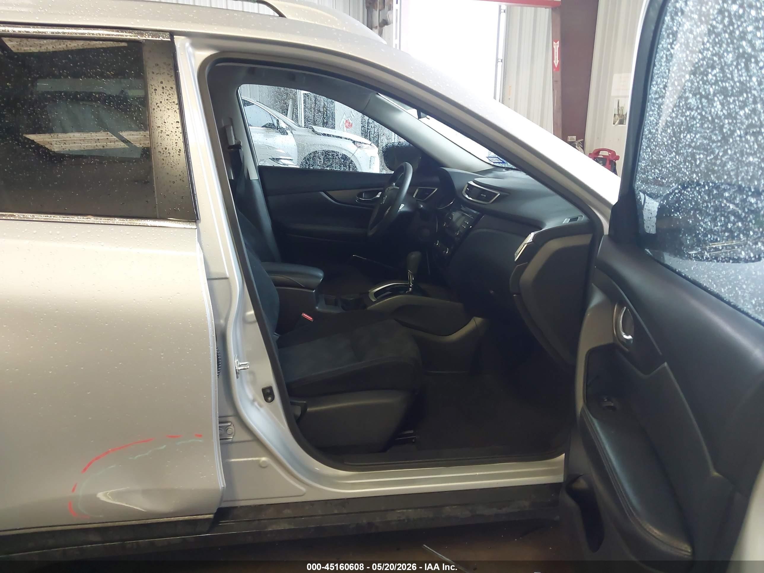 2014 Nissan Rogue Sv Silver vin: 5N1AT2MTXEC865362