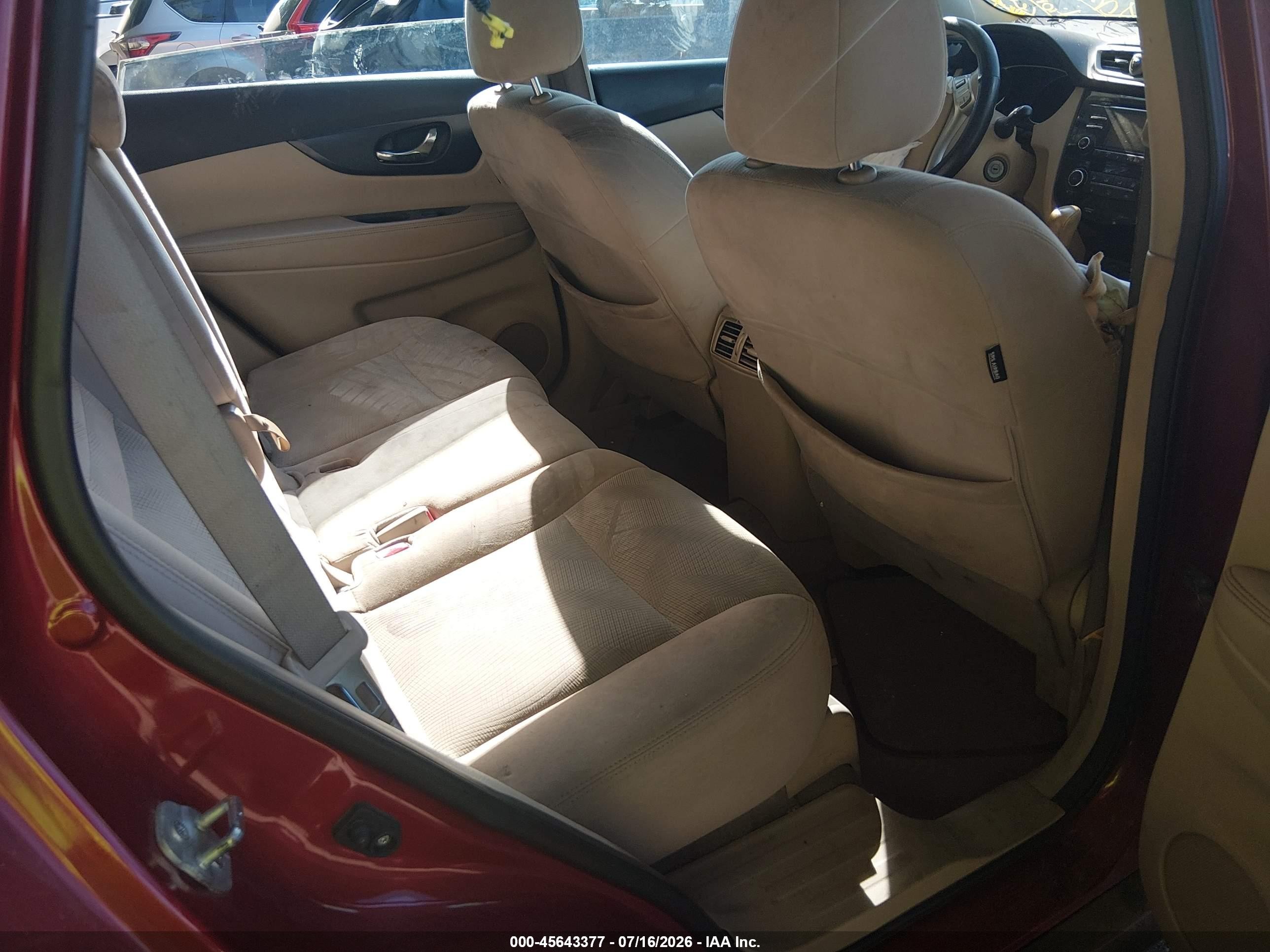 2014 Nissan Rogue S Red vin: 5N1AT2MTXEC865569