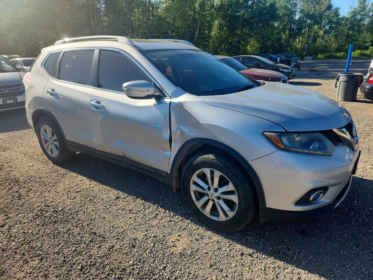 2015 Nissan Rogue S Silver vin: 5N1AT2MTXFC753792