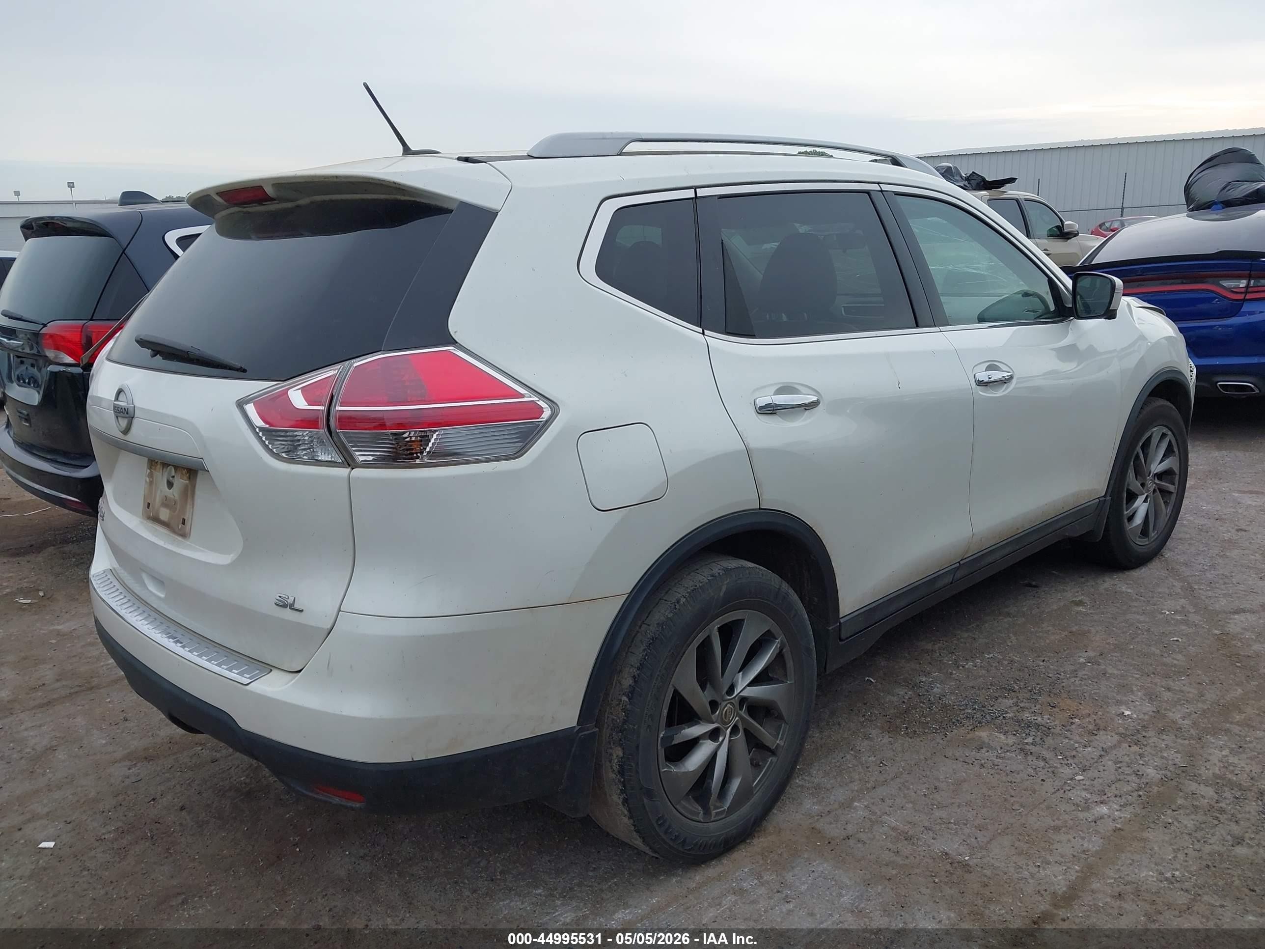 2015 Nissan Rogue Sl White vin: 5N1AT2MTXFC754005