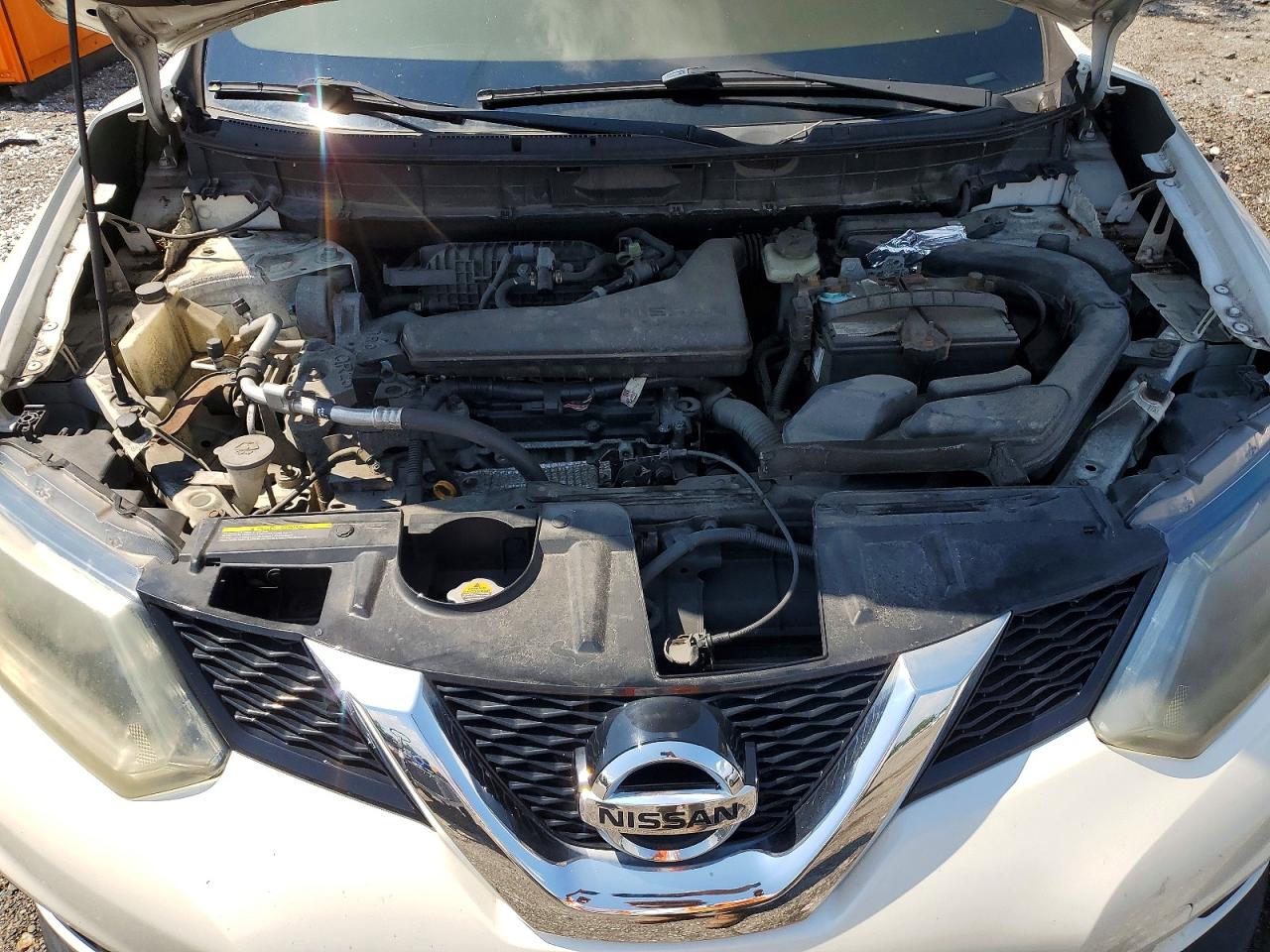 2015 Nissan Rogue Sv White vin: 5N1AT2MTXFC759169