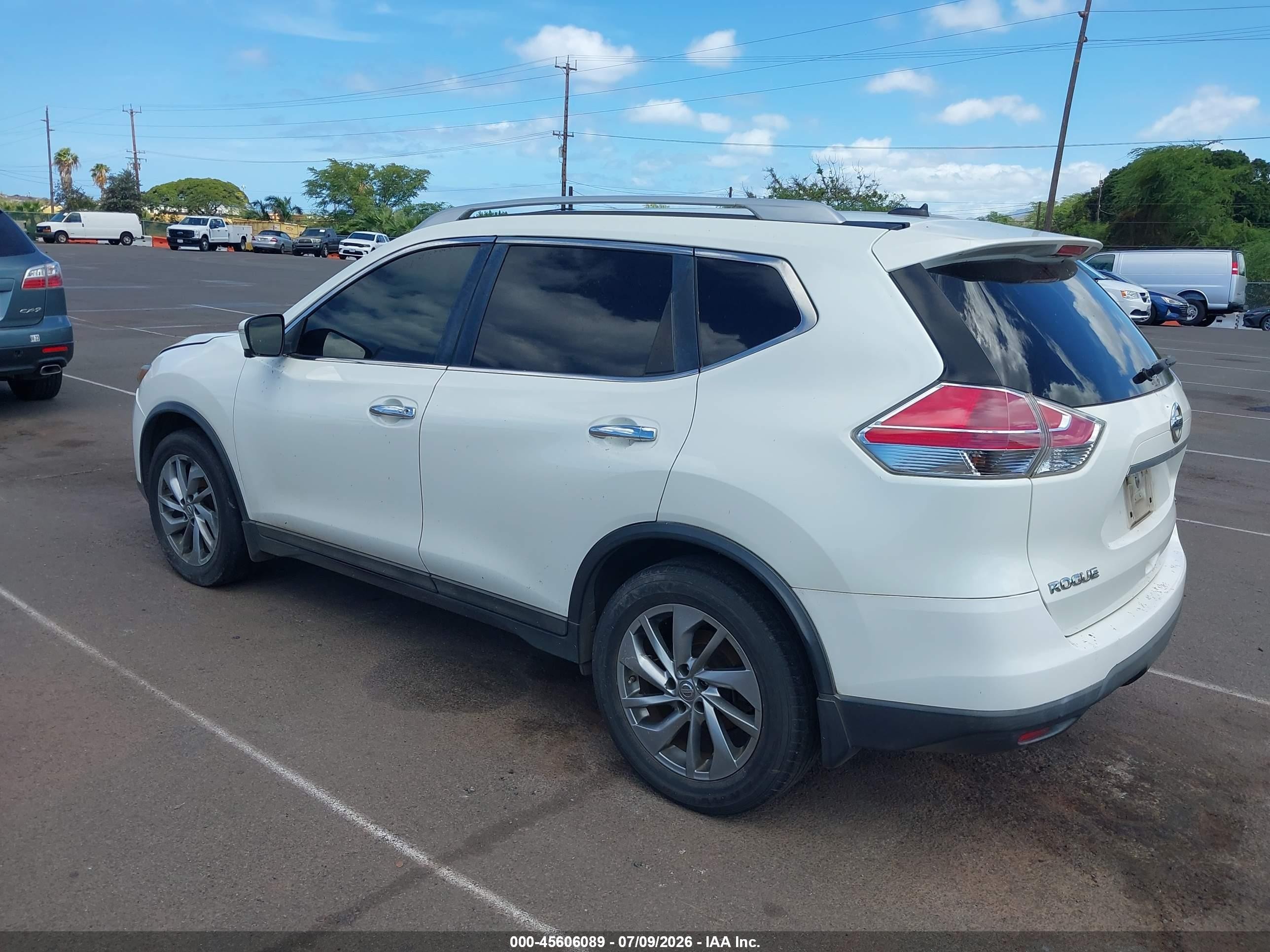 2015 Nissan Rogue Sl Белый vin: 5N1AT2MTXFC790633