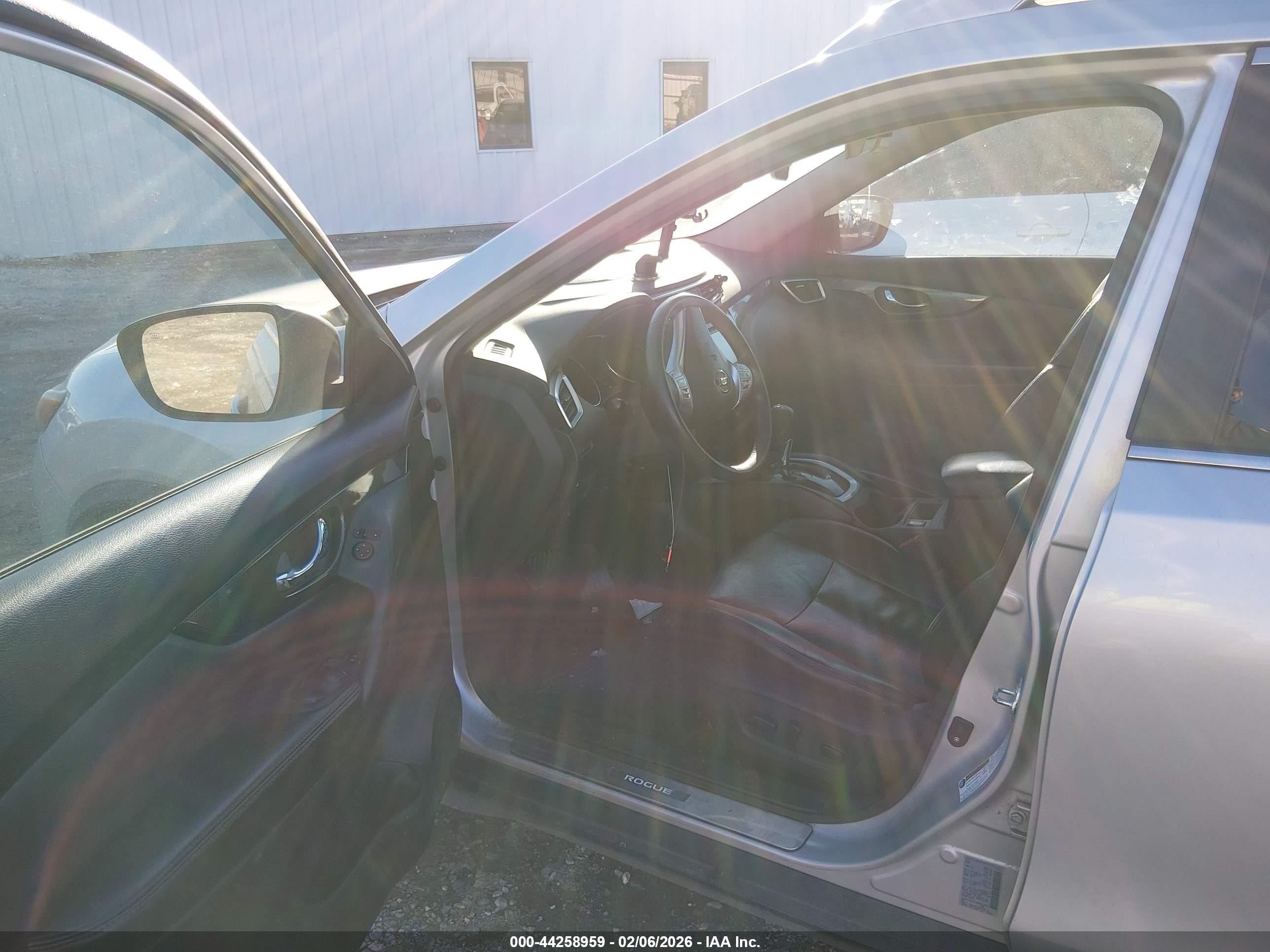 2015 Nissan Rogue Sl Silver vin: 5N1AT2MTXFC885399
