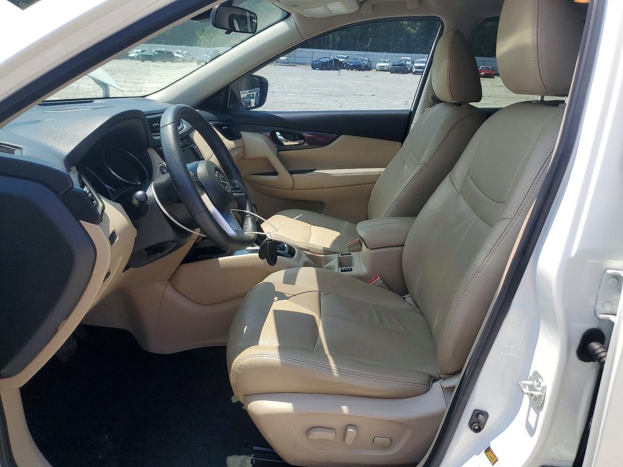 2020 Nissan Rogue Sv White vin: 5N1AT2MTXLC744022