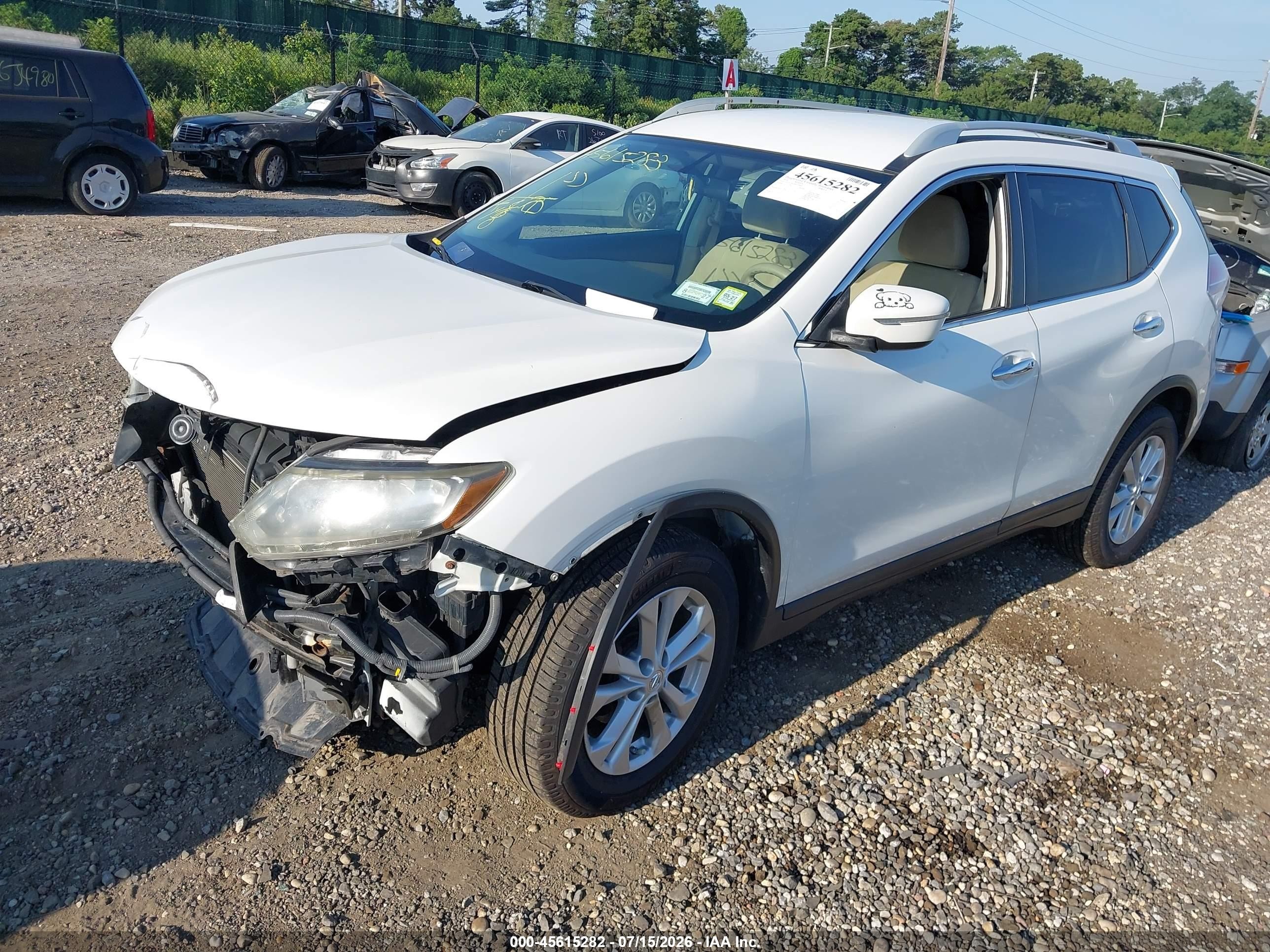 2014 Nissan Rogue Sv White vin: 5N1AT2MV0EC750979