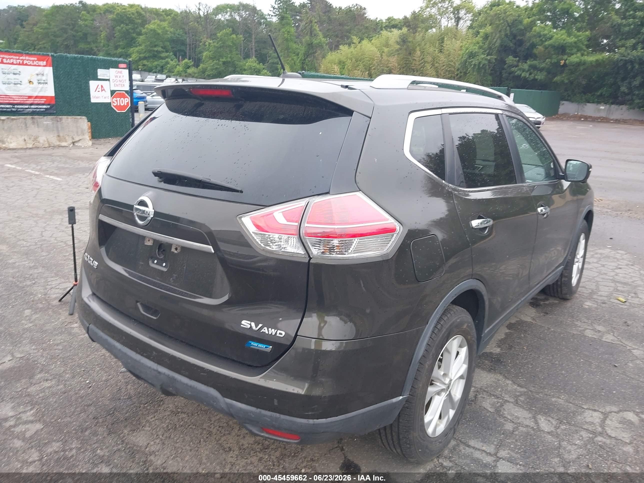 2014 Nissan Rogue Sv Green vin: 5N1AT2MV0EC811859