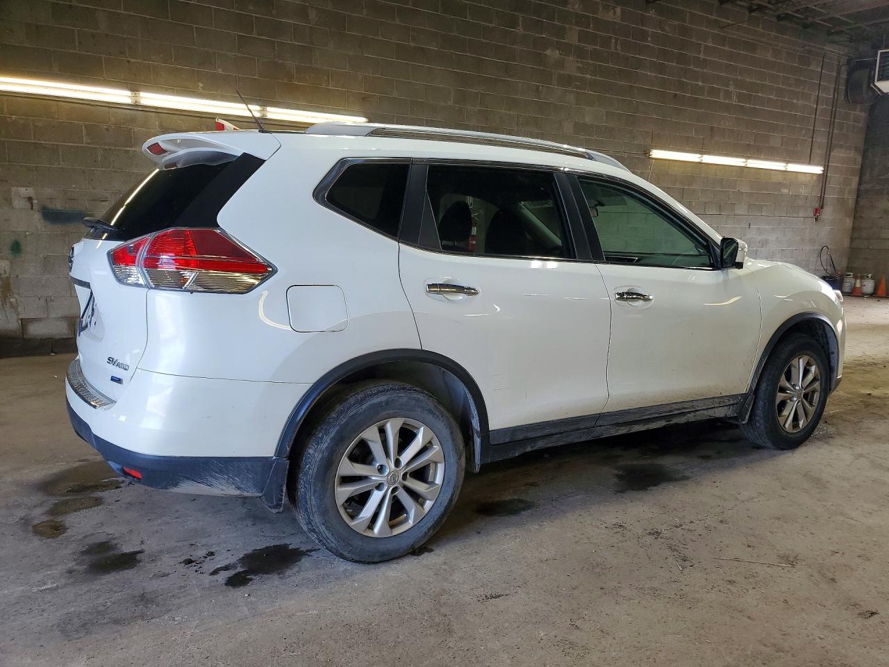 2014 Nissan Rogue Sv White vin: 5N1AT2MV0EC864271