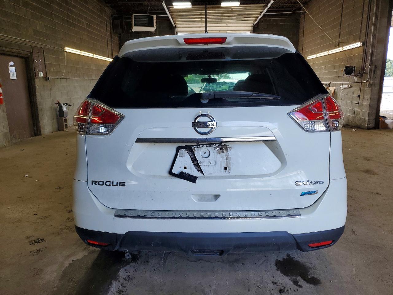 2014 Nissan Rogue Sv White vin: 5N1AT2MV0EC864271
