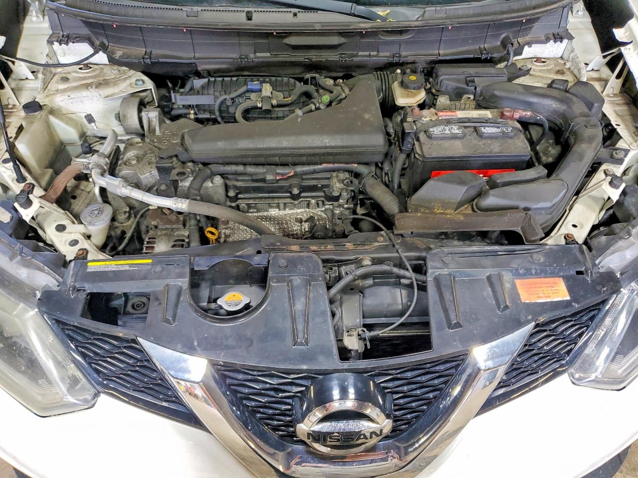 2014 Nissan Rogue Sv White vin: 5N1AT2MV0EC864271