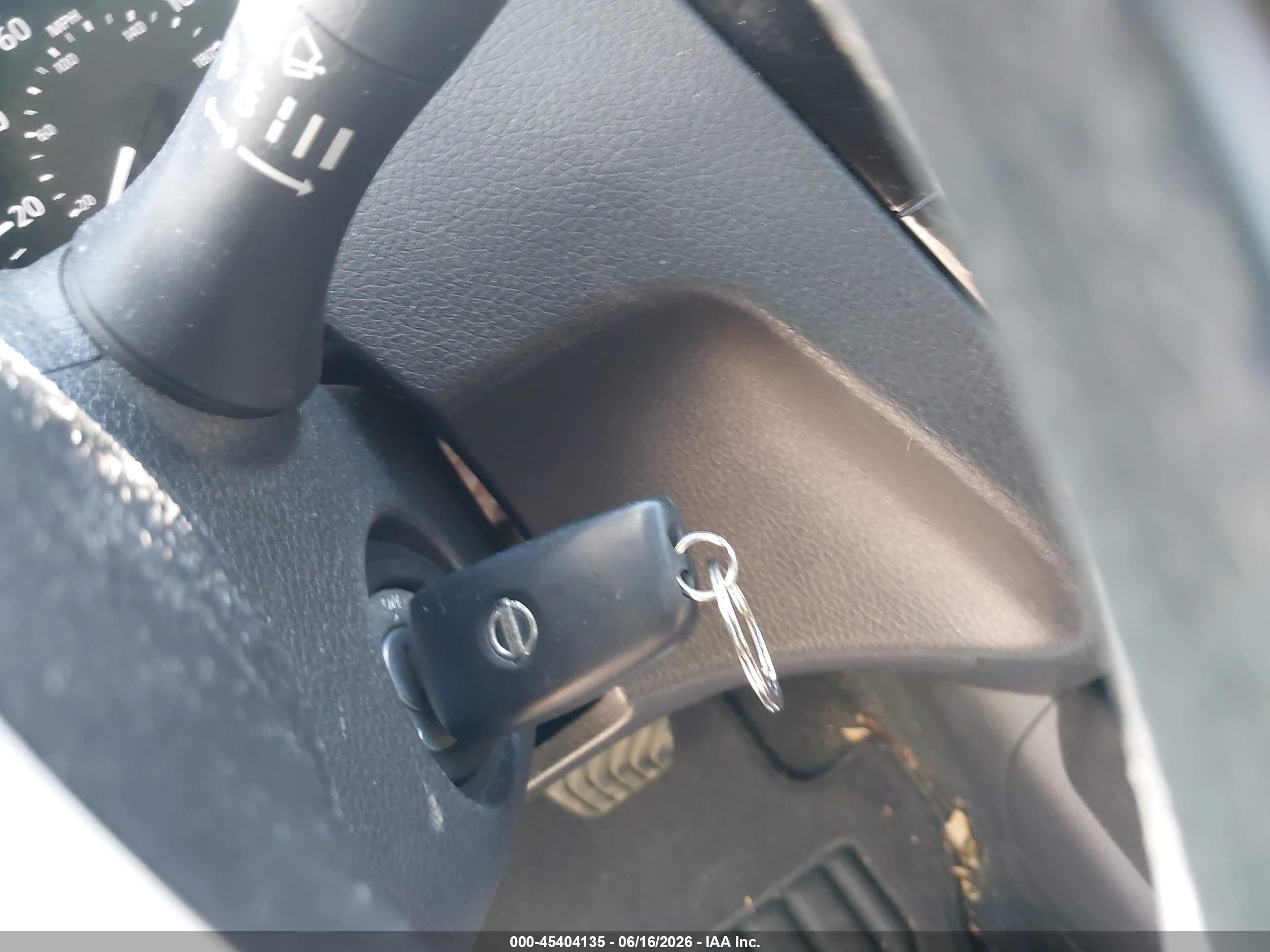 2014 Nissan Rogue S Белый vin: 5N1AT2MV0EC869518