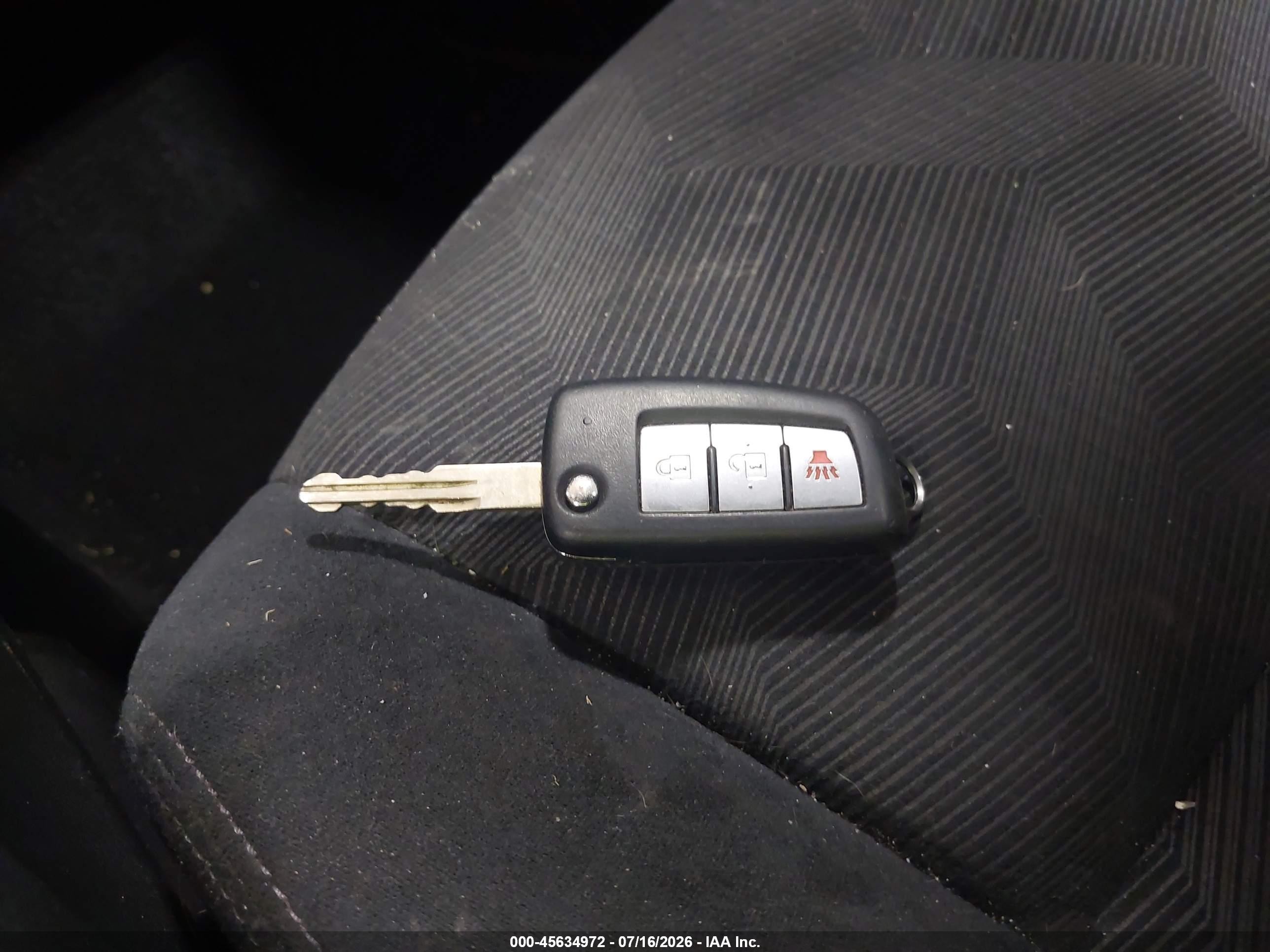 2014 Nissan Rogue S Gray vin: 5N1AT2MV0EC869552