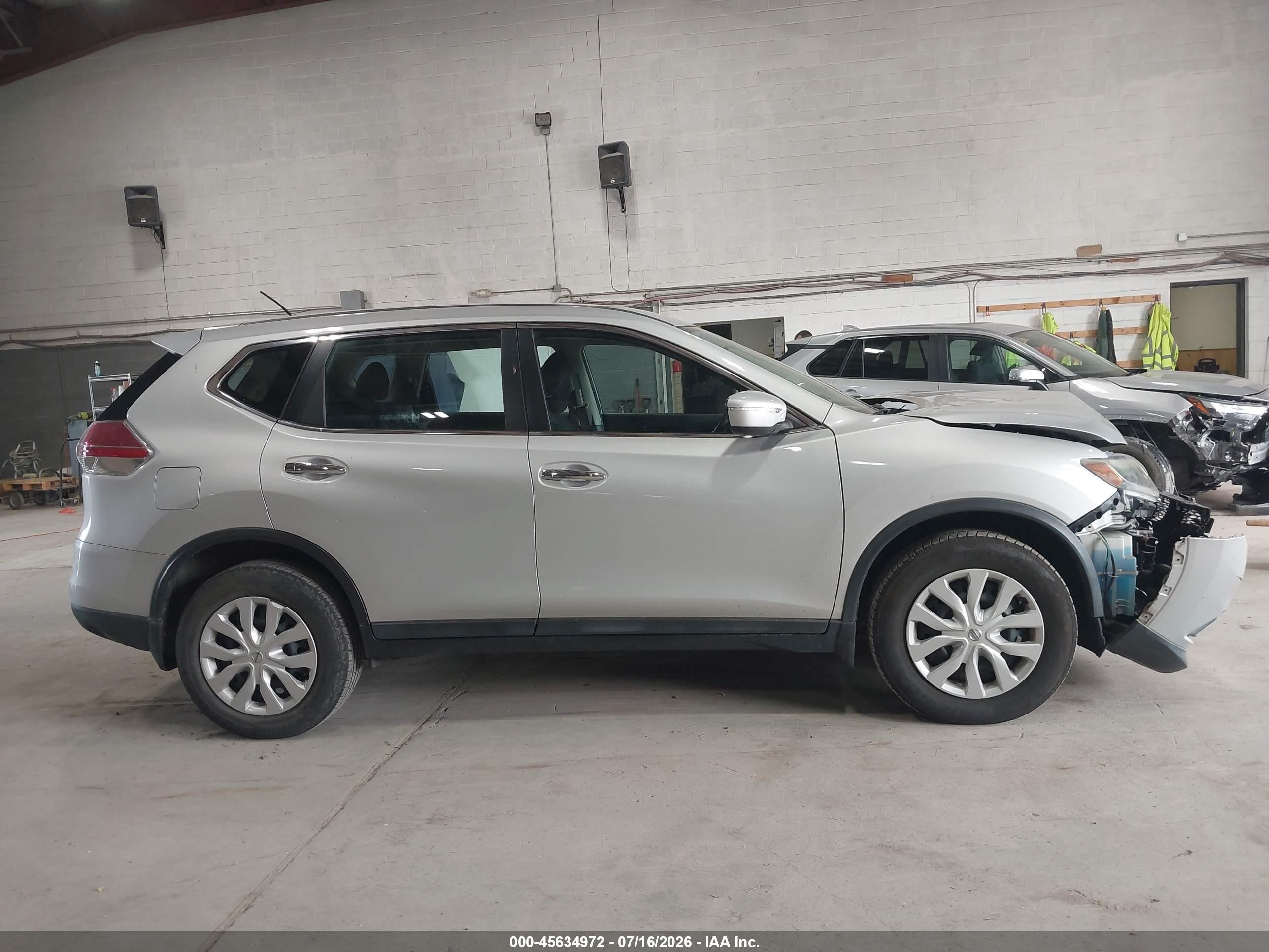 2014 Nissan Rogue S Gray vin: 5N1AT2MV0EC869552