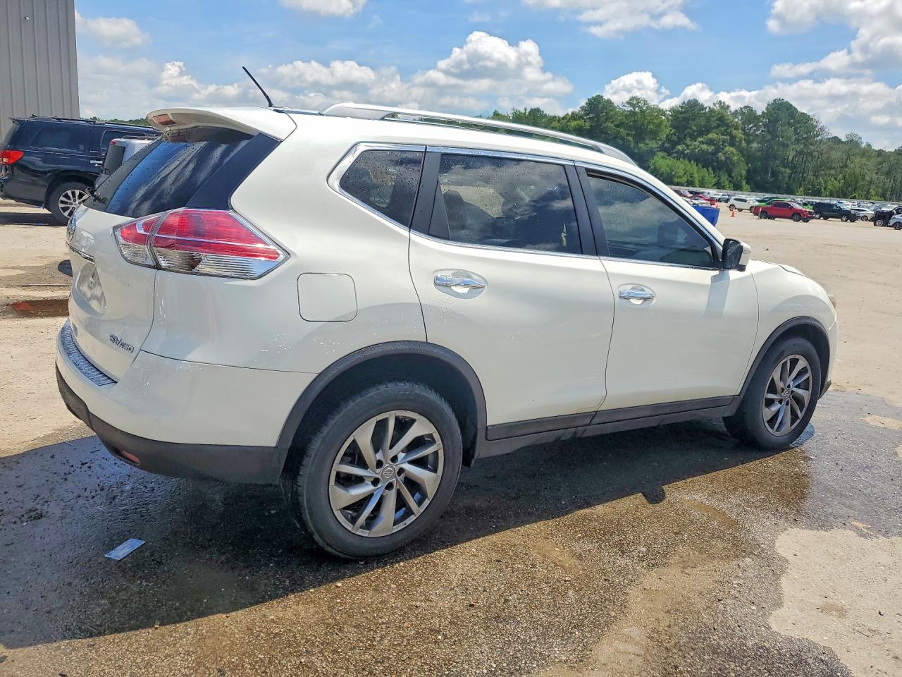 2015 Nissan Rogue Sl White vin: 5N1AT2MV0FC761112