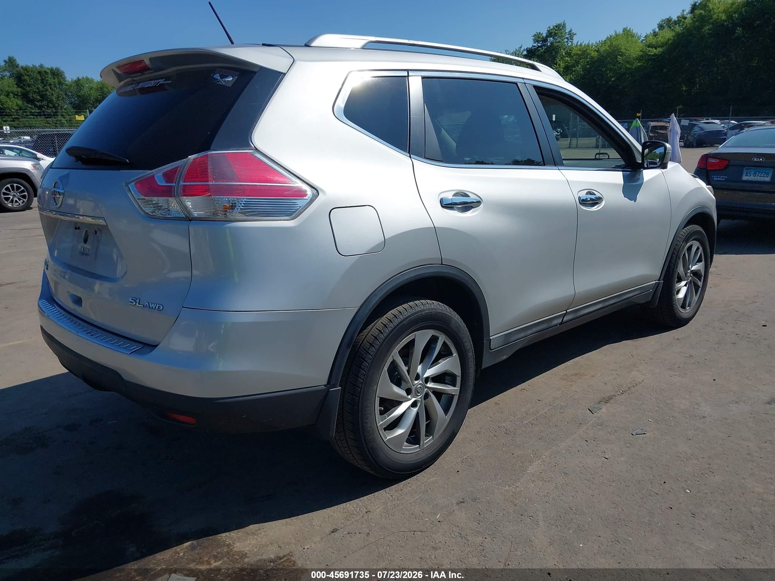 2015 Nissan Rogue Sl Silver vin: 5N1AT2MV0FC769873