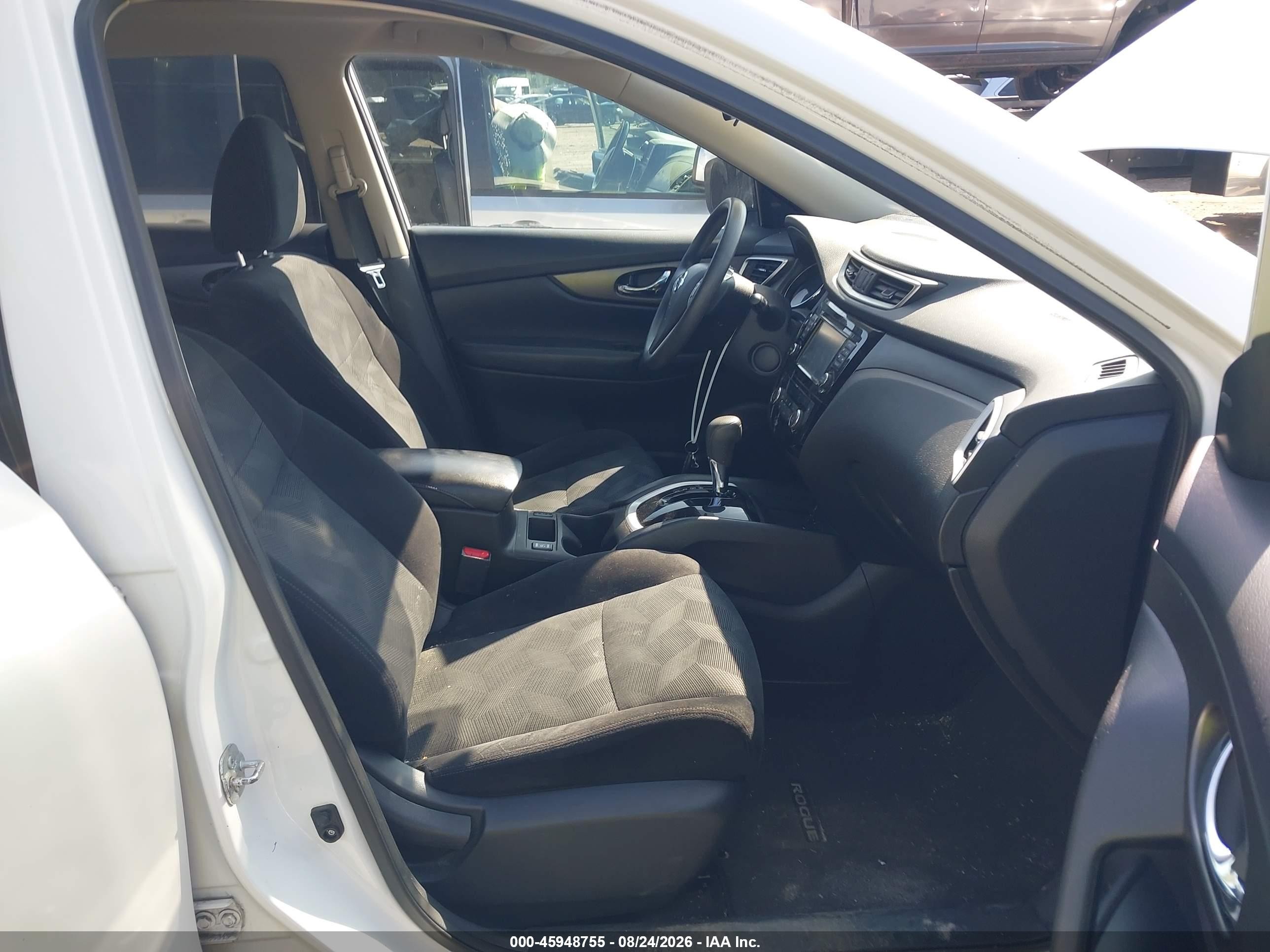 2015 Nissan Rogue Sv White vin: 5N1AT2MV0FC779092