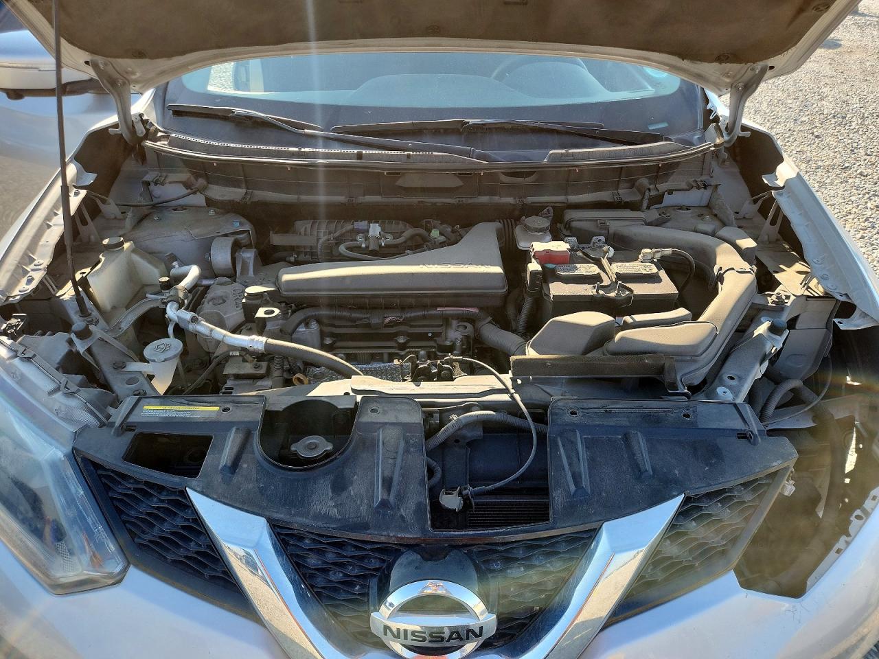 2015 Nissan Rogue Sv Silver vin: 5N1AT2MV0FC779433