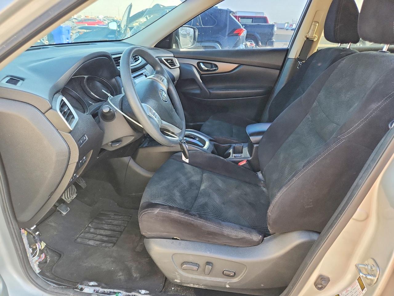 2015 Nissan Rogue Sv Silver vin: 5N1AT2MV0FC779433