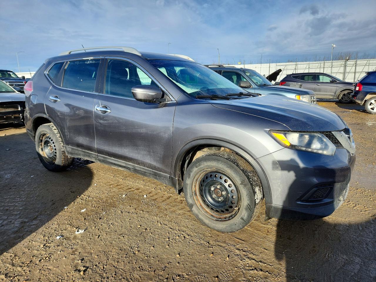 2015 Nissan Rogue S Silver vin: 5N1AT2MV0FC869276