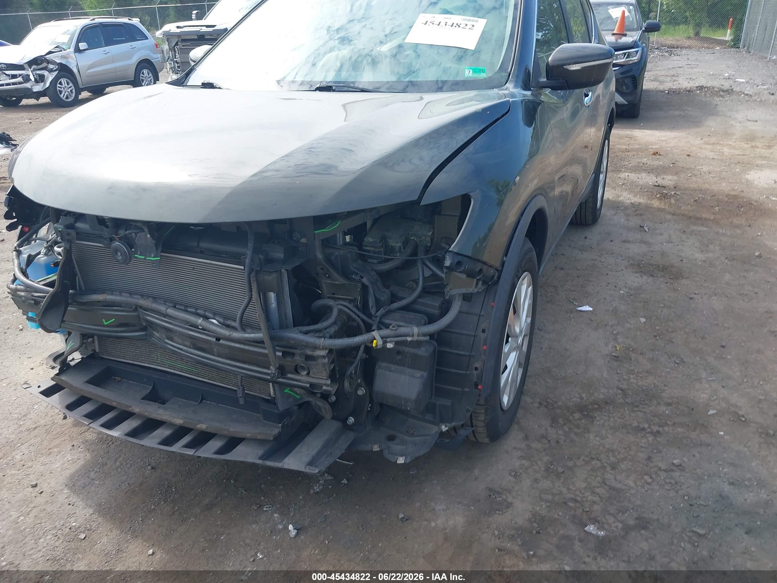 2015 Nissan Rogue S Gray vin: 5N1AT2MV0FC873540