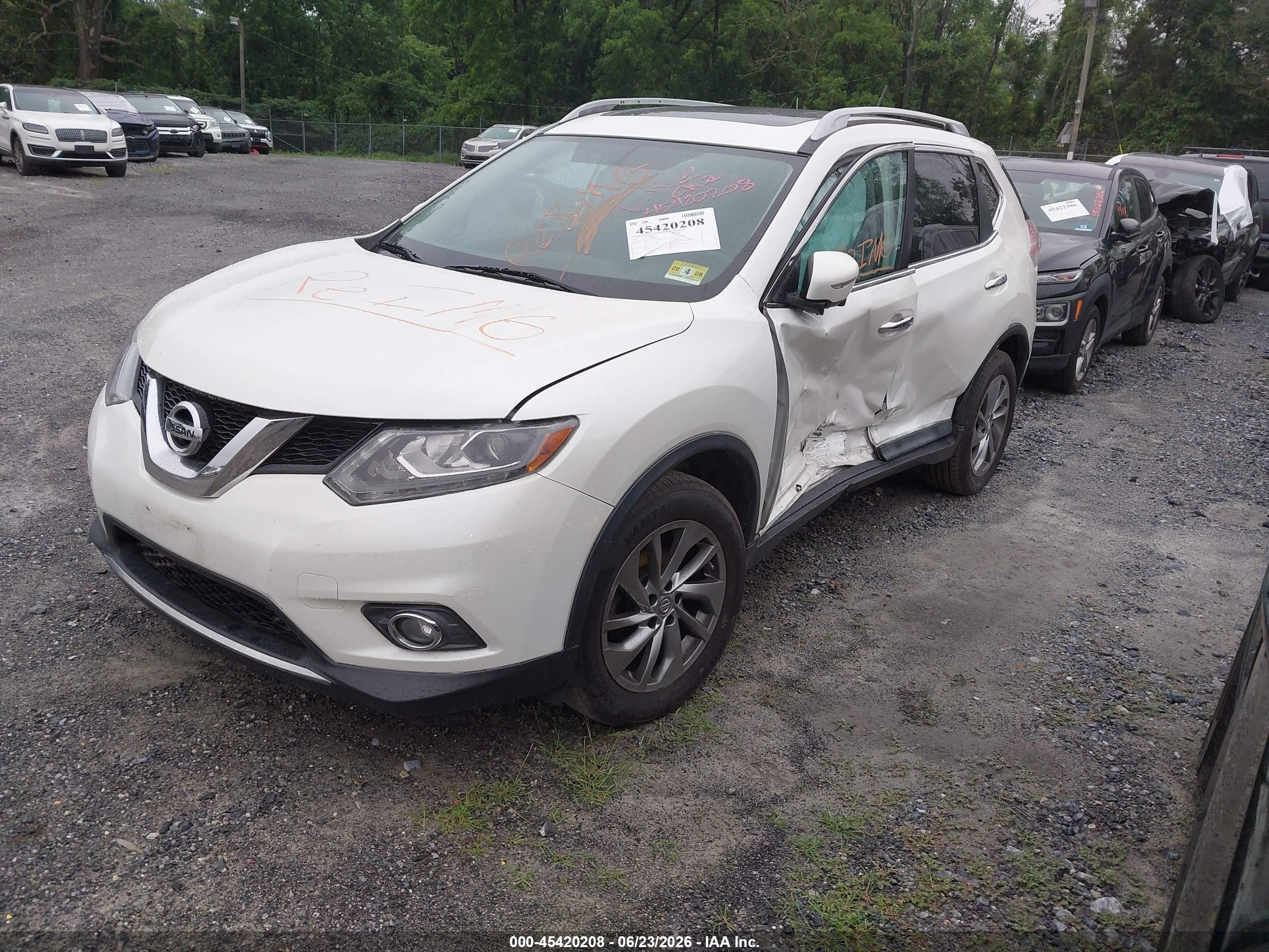 2015 Nissan Rogue Sl White vin: 5N1AT2MV0FC895408