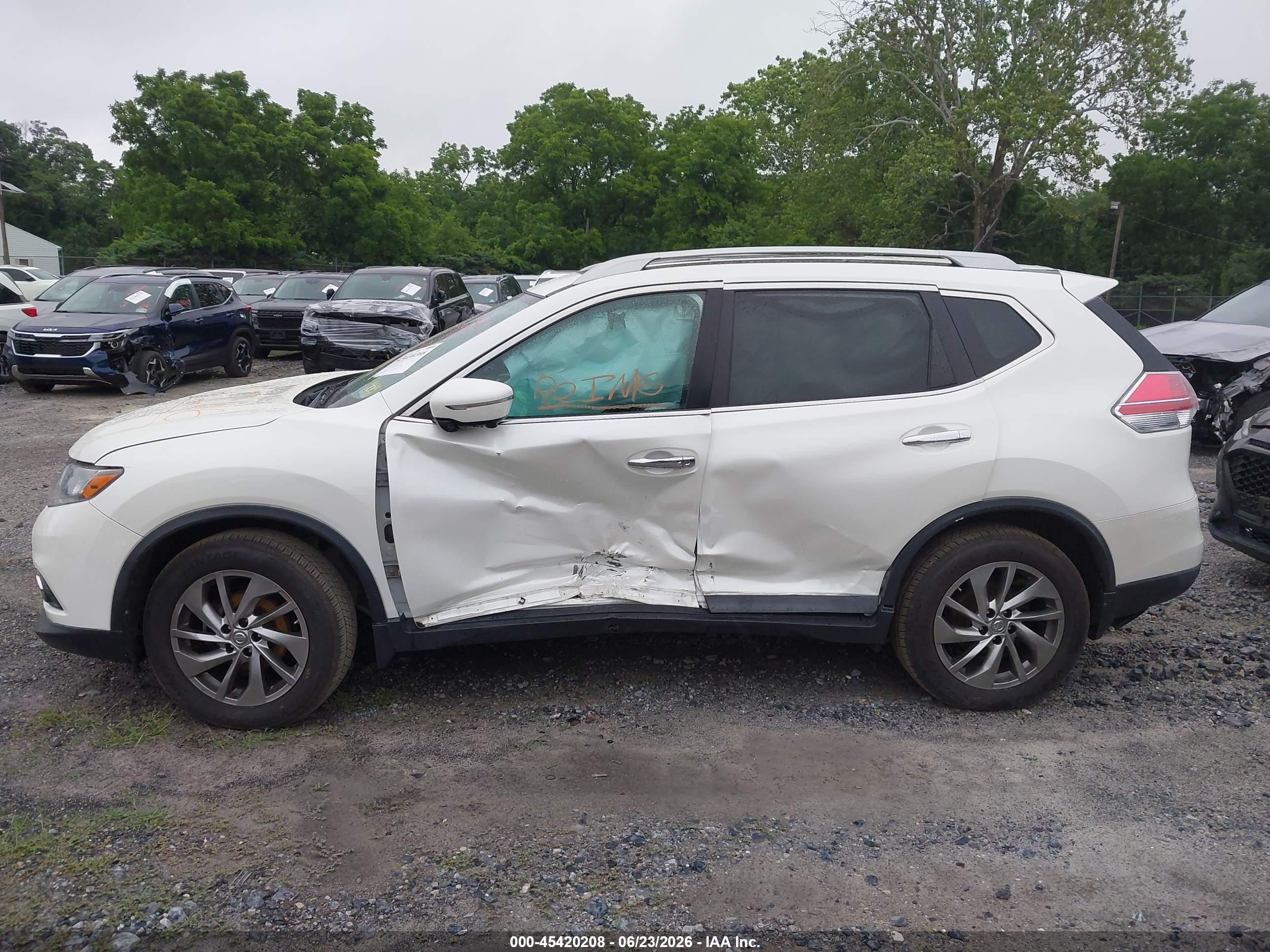 2015 Nissan Rogue Sl White vin: 5N1AT2MV0FC895408