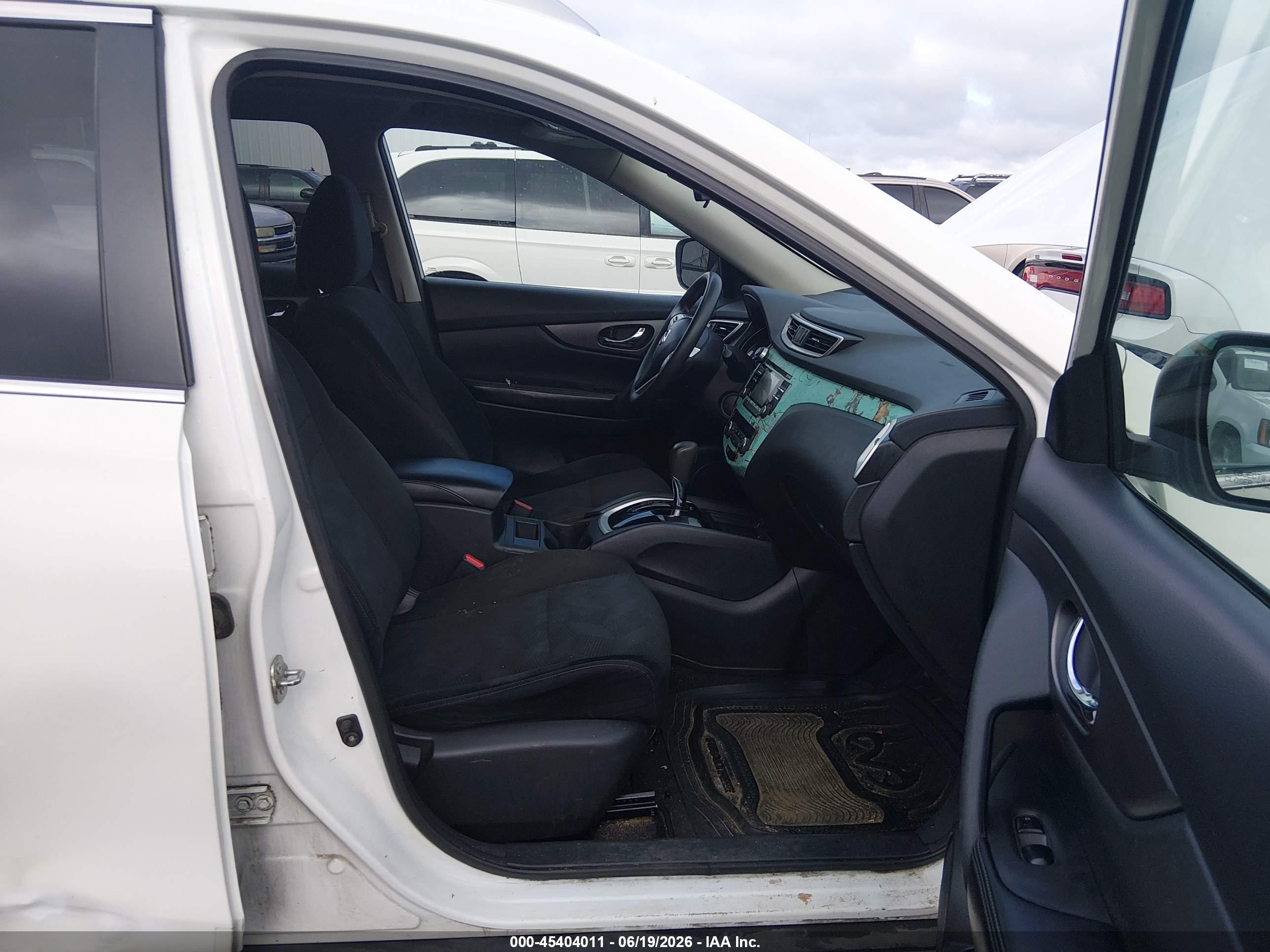 2015 Nissan Rogue Sv White vin: 5N1AT2MV0FC909808