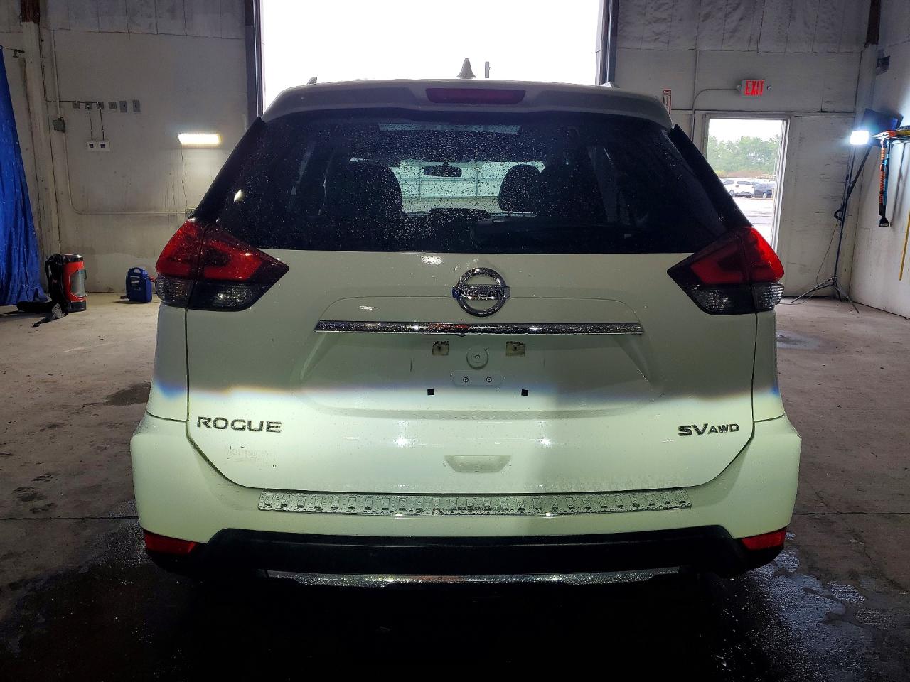 2017 Nissan Rogue Sv White vin: 5N1AT2MV0HC766636