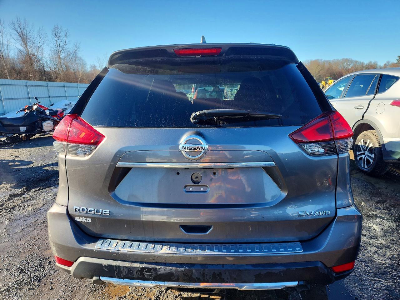 2017 Nissan Rogue Sv Gray vin: 5N1AT2MV0HC817827