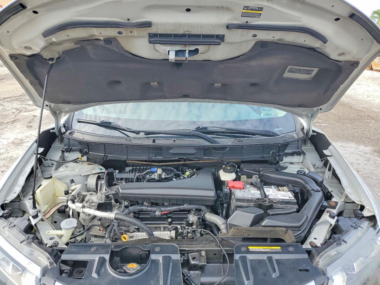 2018 Nissan Rogue Sv Silver vin: 5N1AT2MV0JC711318
