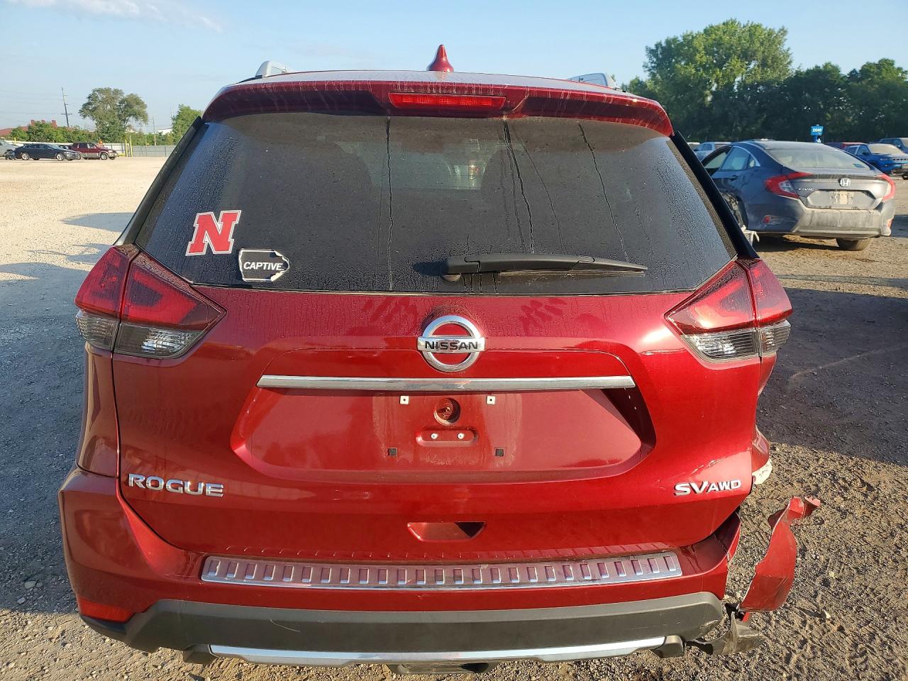 2018 Nissan Rogue Sv Maroon vin: 5N1AT2MV0JC740608