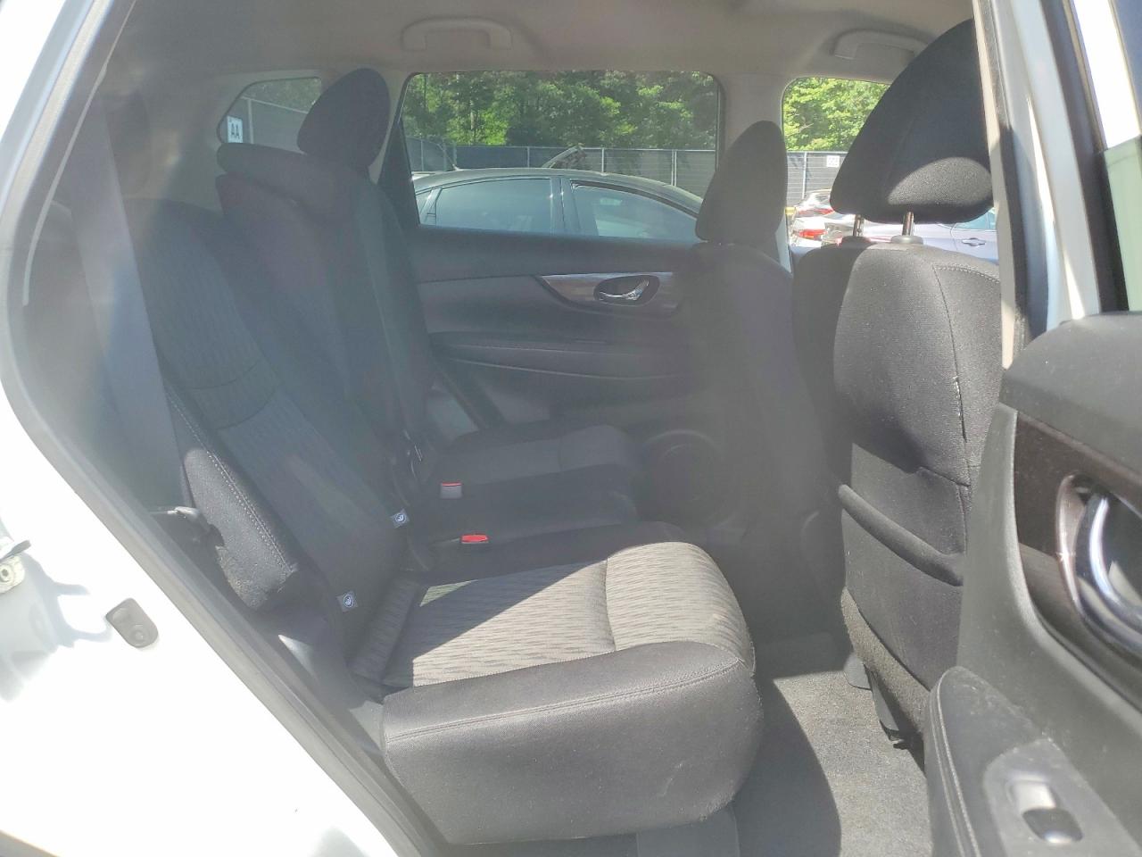 2018 Nissan Rogue Sv White vin: 5N1AT2MV0JC819289