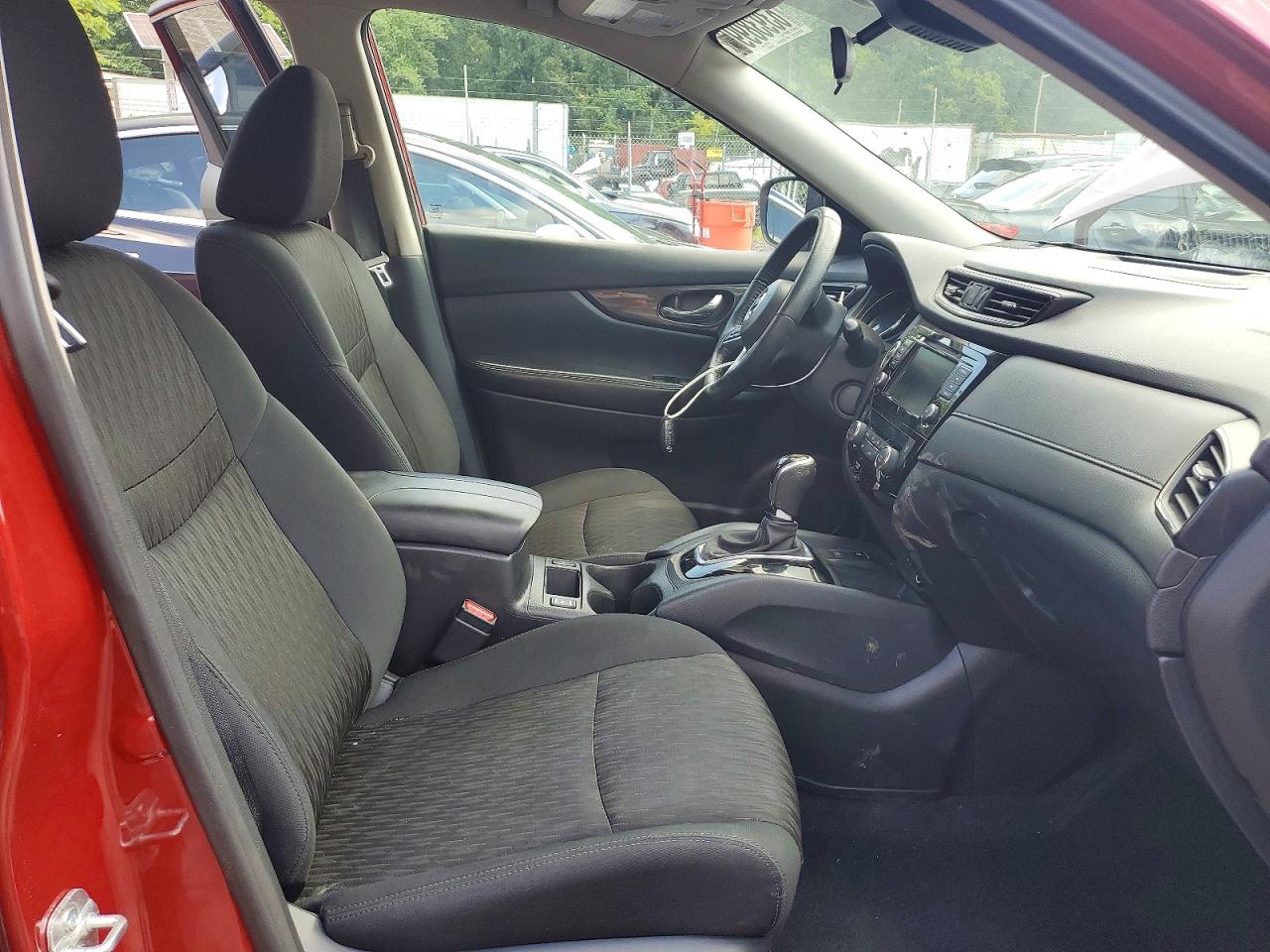 2019 Nissan Rogue Sv Red vin: 5N1AT2MV0KC810982