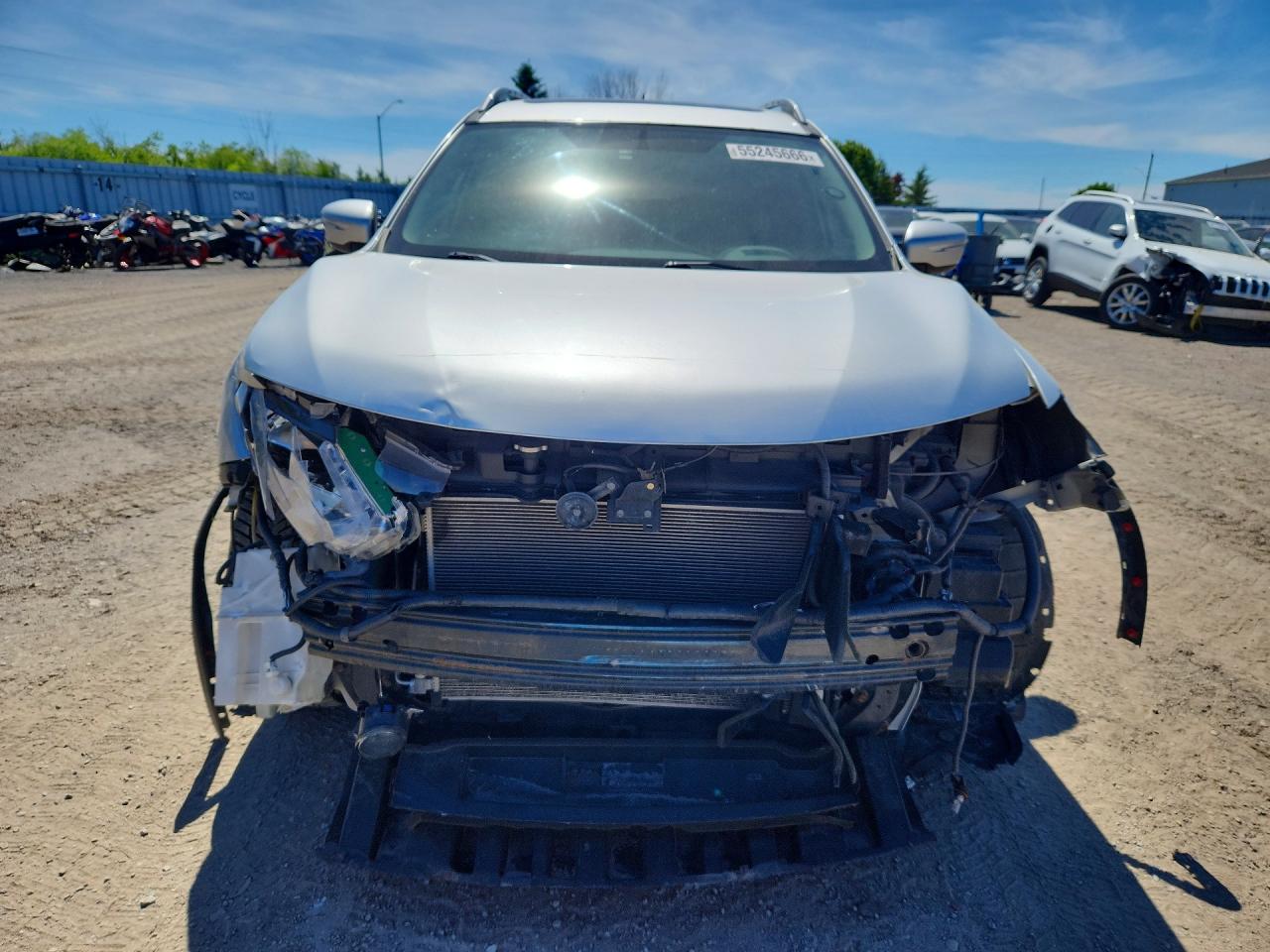 2014 Nissan Rogue S Серебряный vin: 5N1AT2MV1EC758038