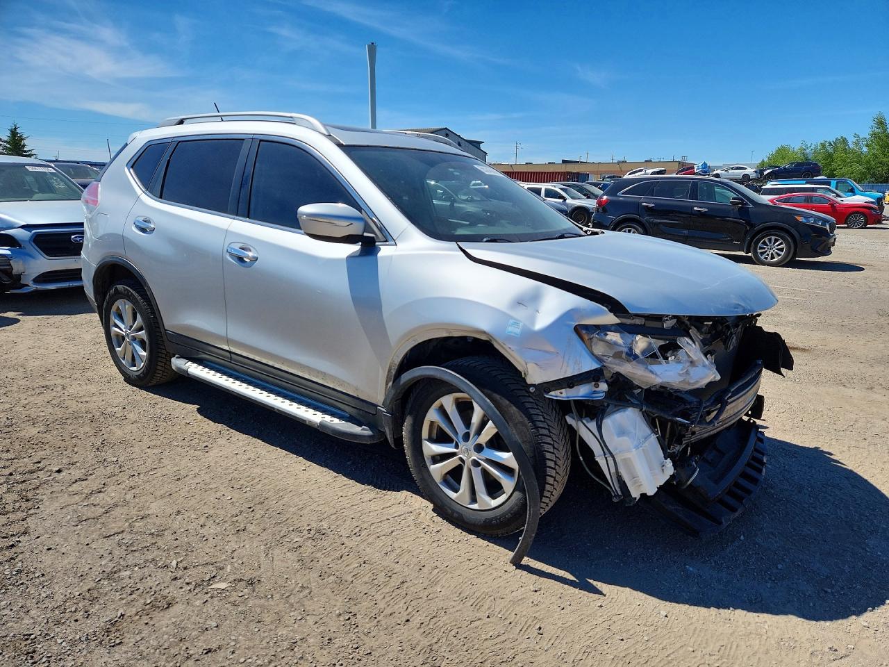 2014 Nissan Rogue S Серебряный vin: 5N1AT2MV1EC758038