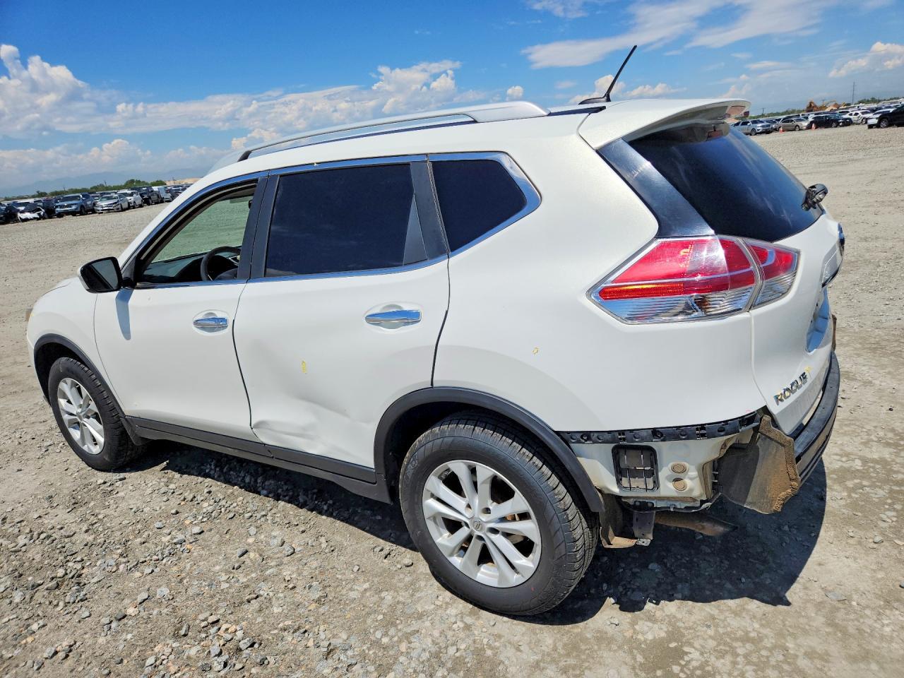 2014 Nissan Rogue Sv White vin: 5N1AT2MV1EC786311