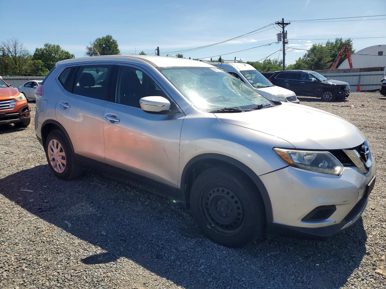 2014 Nissan Rogue S Silver vin: 5N1AT2MV1EC792335
