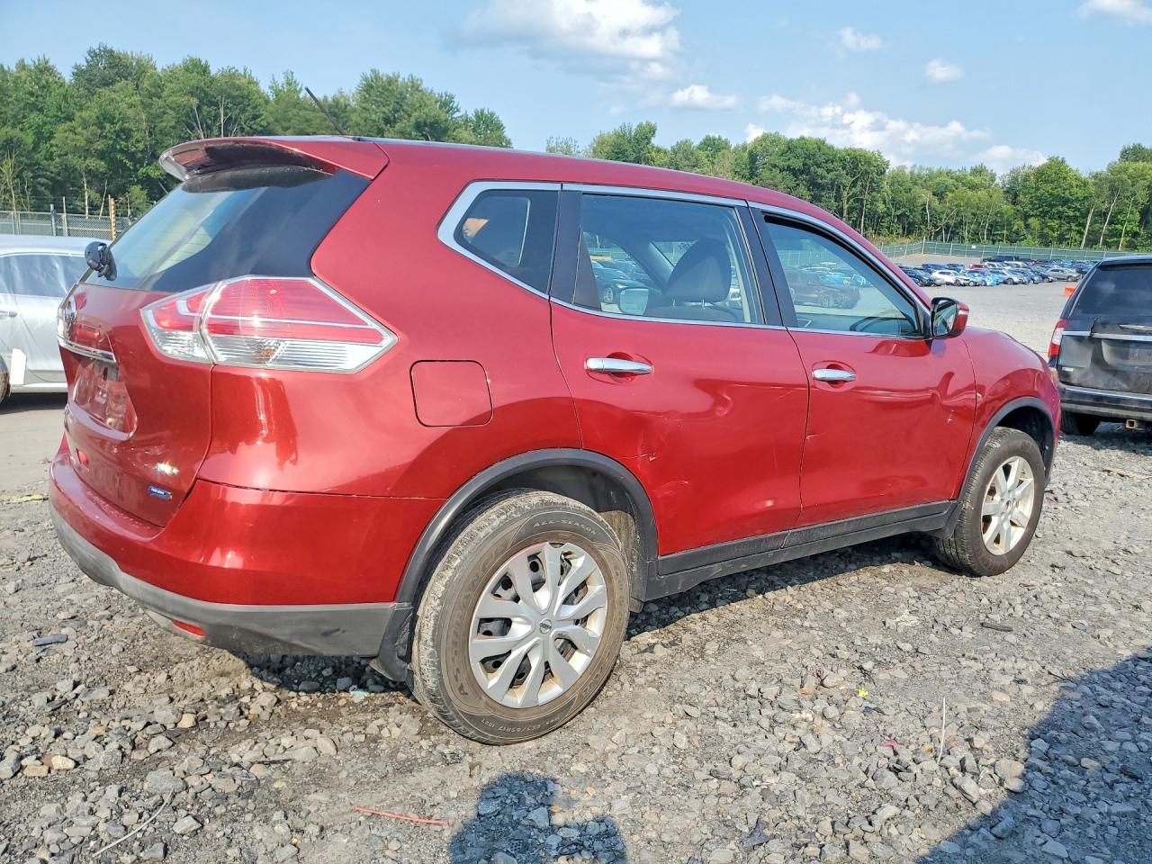 2014 Nissan Rogue S Красный vin: 5N1AT2MV1EC800921