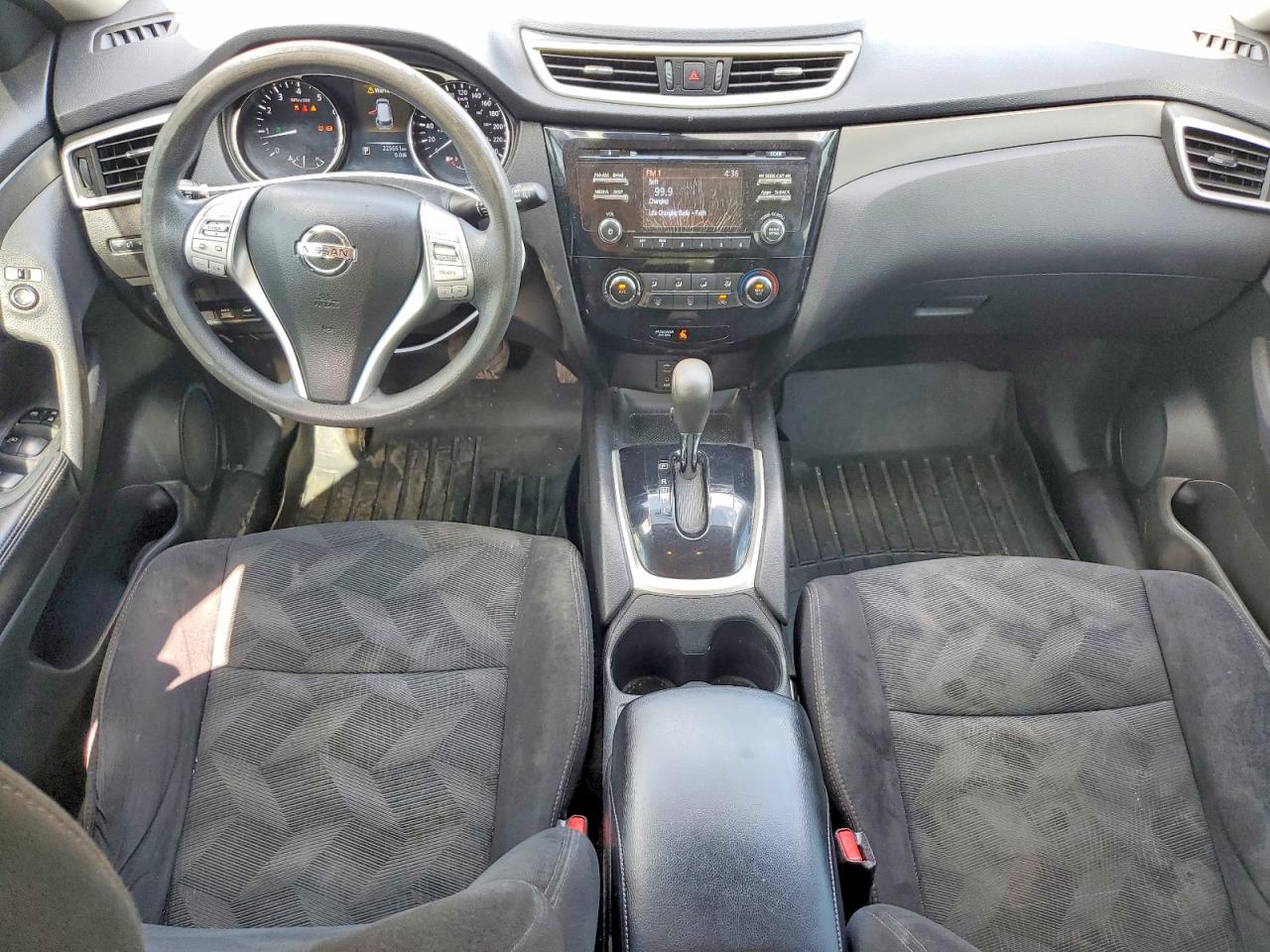 2014 Nissan Rogue S Silver vin: 5N1AT2MV1EC845339