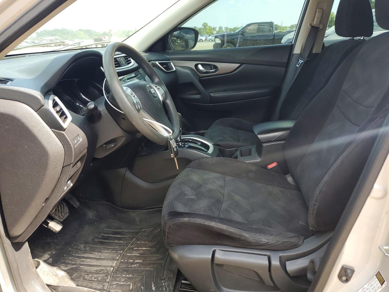 2014 Nissan Rogue S Silver vin: 5N1AT2MV1EC845339