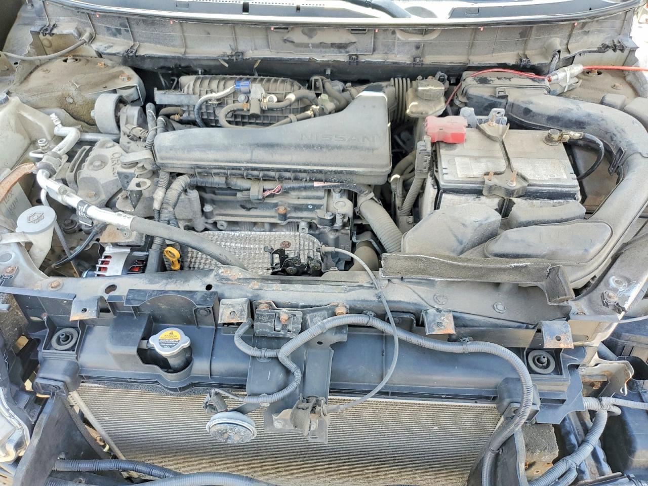 2014 Nissan Rogue S Silver vin: 5N1AT2MV1EC845339