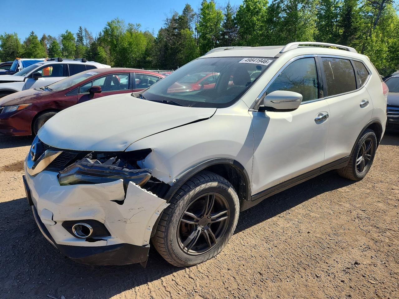 2014 Nissan Rogue S White vin: 5N1AT2MV1EC847544