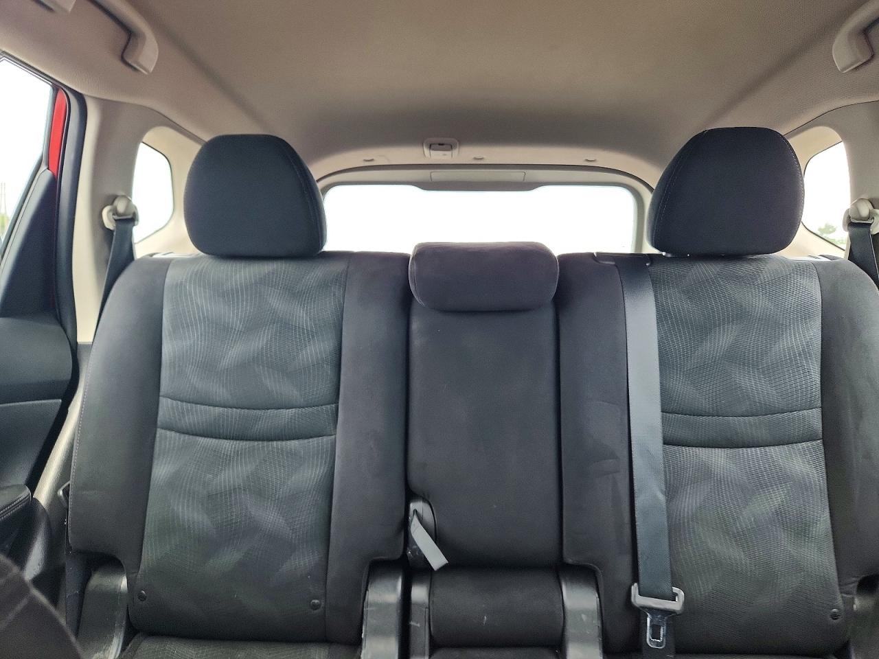 2014 Nissan Rogue S Red vin: 5N1AT2MV1EC864005