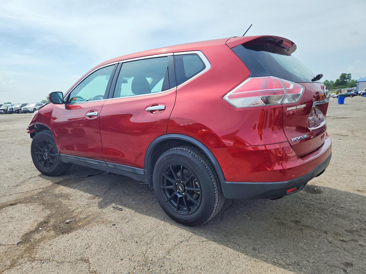 2014 Nissan Rogue S Red vin: 5N1AT2MV1EC864005