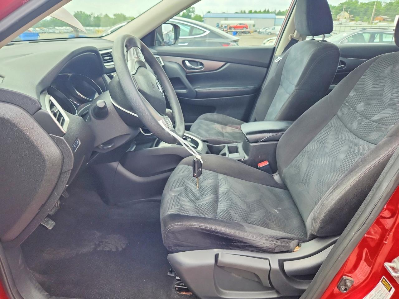 2014 Nissan Rogue S Red vin: 5N1AT2MV1EC864005