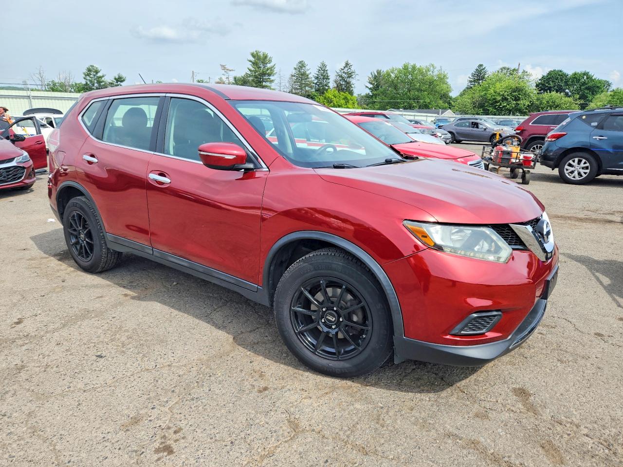 2014 Nissan Rogue S Red vin: 5N1AT2MV1EC864005