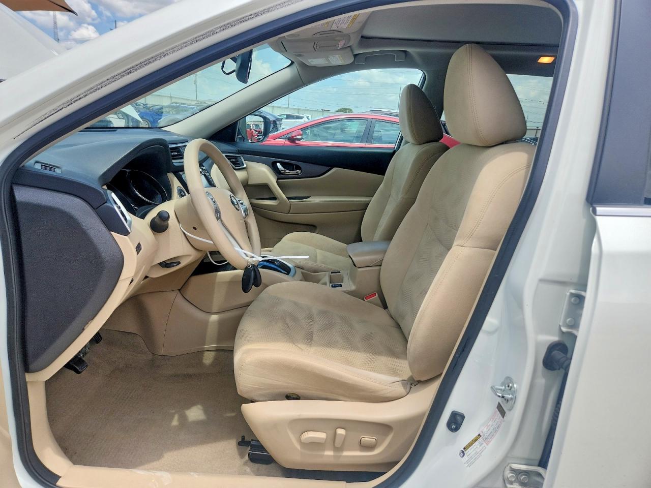 2015 Nissan Rogue S White vin: 5N1AT2MV1FC765282
