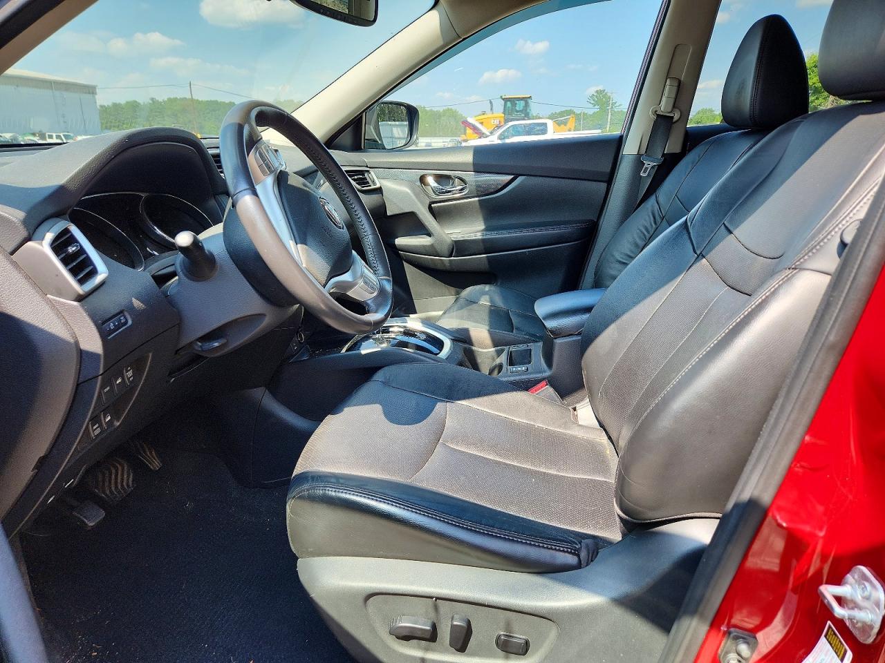 2015 Nissan Rogue Sl Burgundy vin: 5N1AT2MV1FC780137