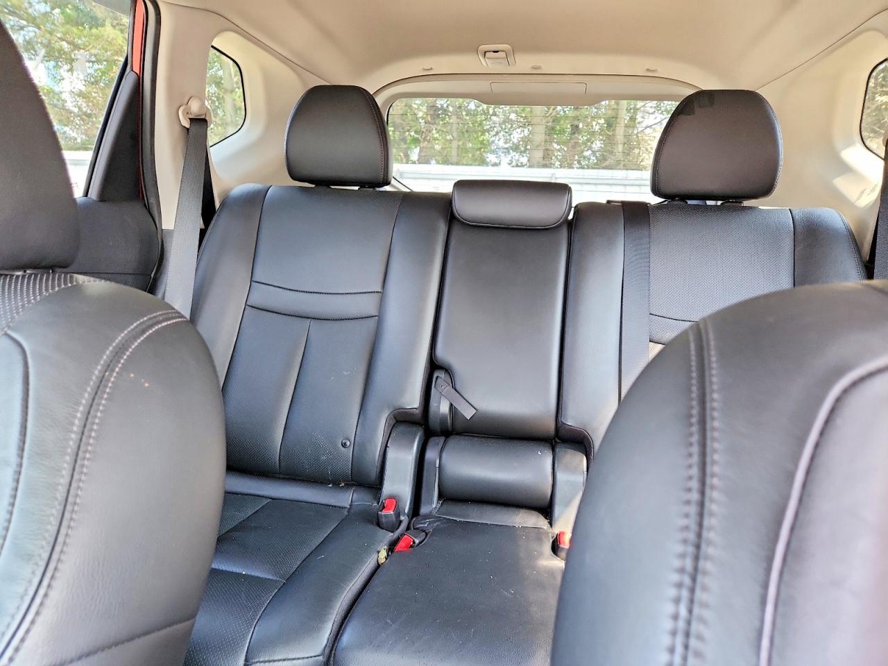 2015 Nissan Rogue Sl Burgundy vin: 5N1AT2MV1FC780137