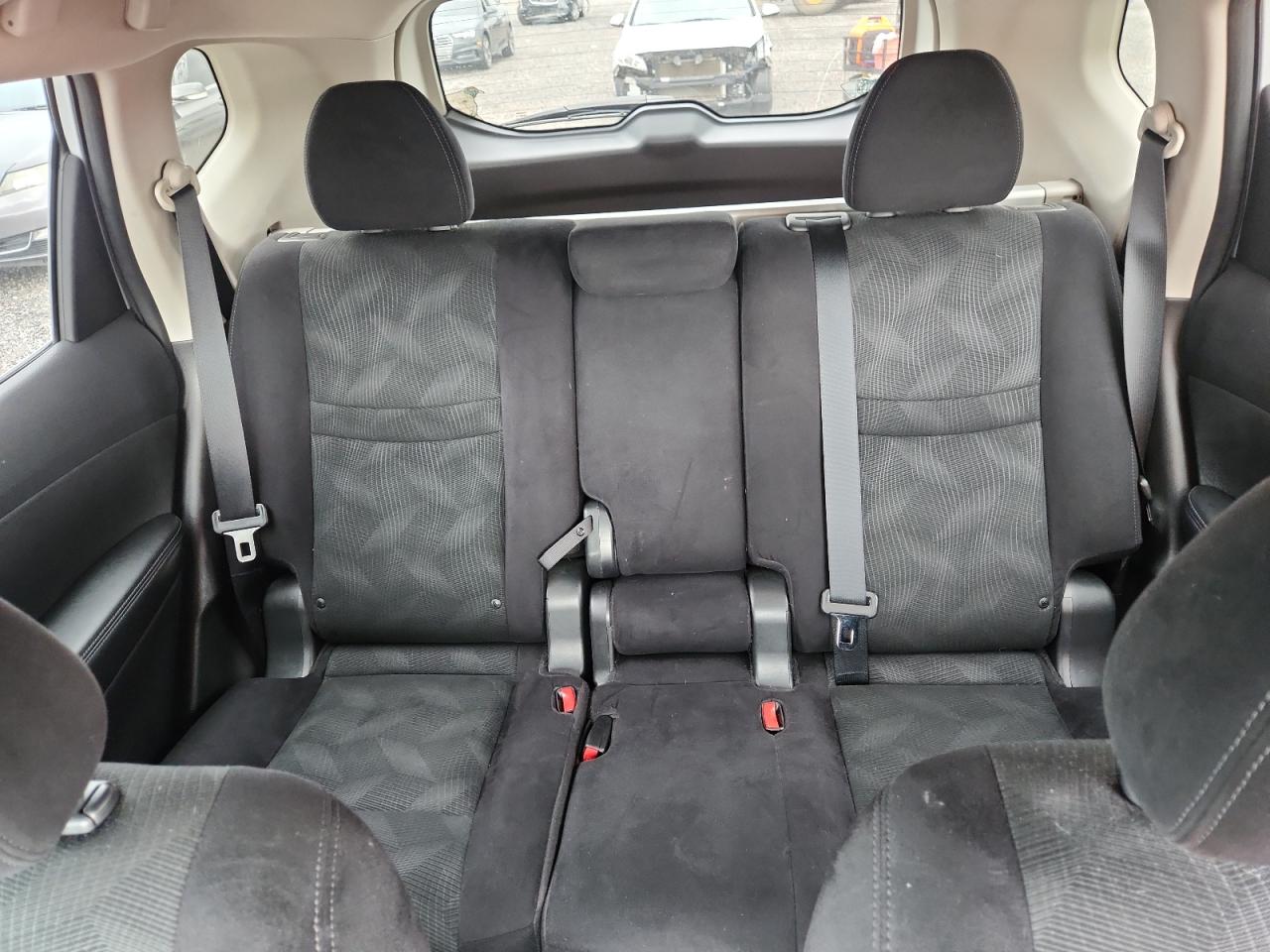 2015 Nissan Rogue Sv Gray vin: 5N1AT2MV1FC811029